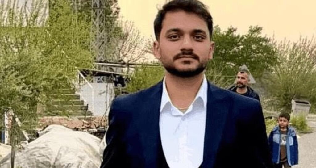 akpli meclis uyesinden yolsuzluk isyani J4w8mgsd