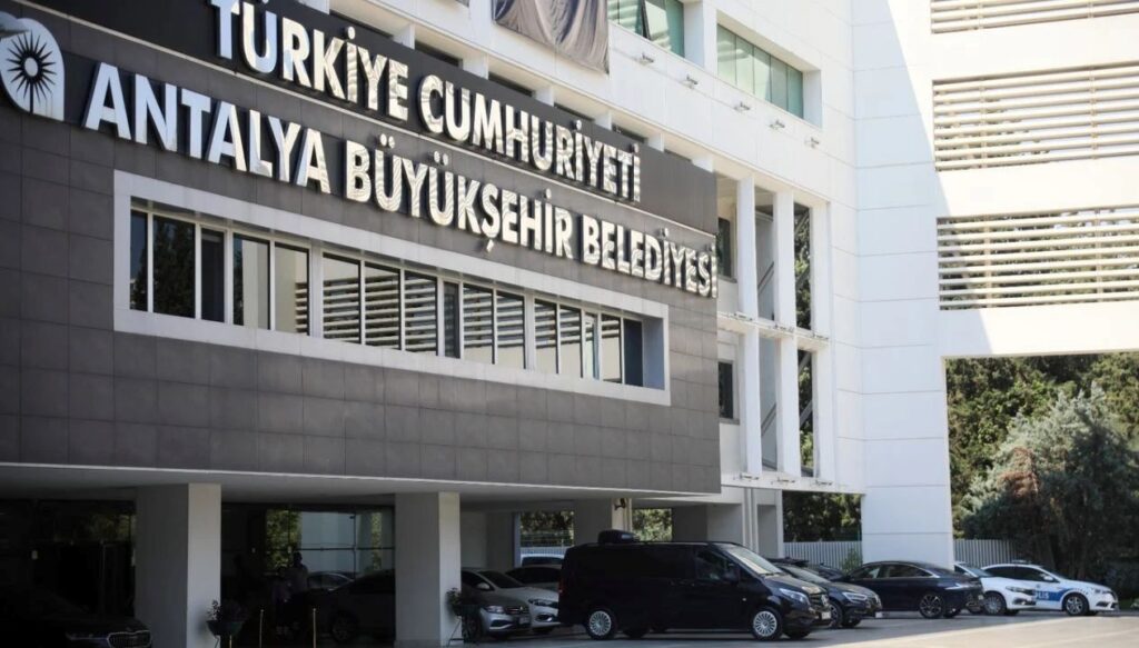 antalya buyuksehir belediyesine yonelik sorusturmada 1 supheli tutuklandi lctMTAS1
