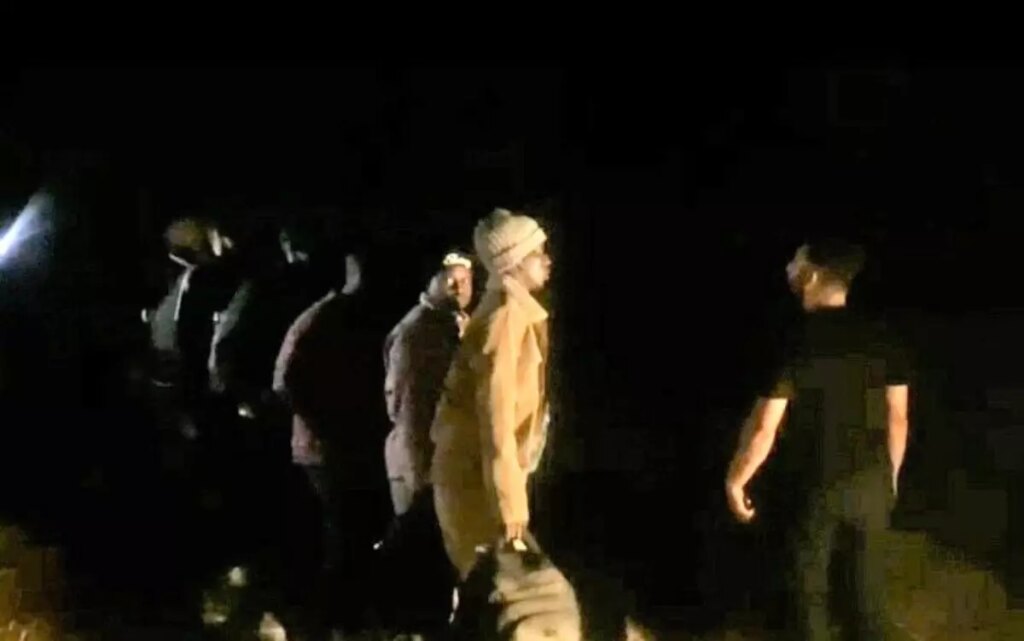 didimde 28 duzensiz gocmen yakalandi Q6SYJjOm