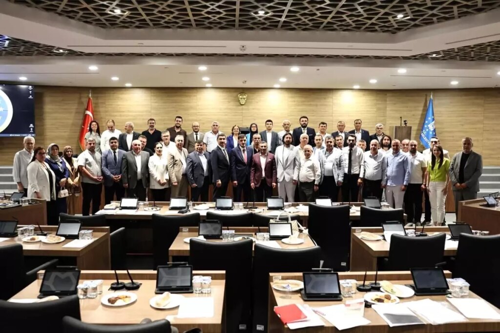 kutahya belediye meclisinden seffaf ve katilimci toplanti ZlffUasg