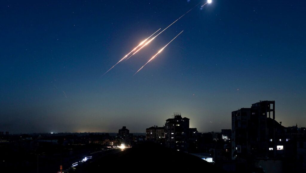 mitten dikkat cekici rapor alarm sistemleri kurulmali buyuk sehirlerde siginaklar insa edilmeli ZPkOd68J