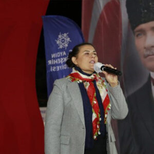 ozlem cercioglunun chpden akpye gececegi iddia edildi akpnin aydin yoneticisi yalanladi sultanhisar belediye baskani partiye katilacak ZsO4SreK