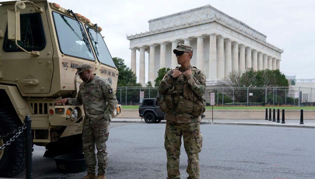 washingtona federal operasyon yuzlerce gozalti mb4rON14