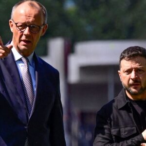 zelenskiden berline surpriz ziyaret AzwcNkdH