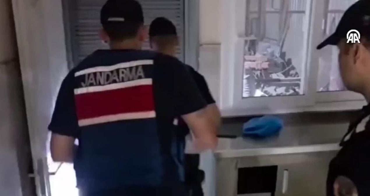 adanada konteynerlerde uyusturucu yetistirirken yakalandi YsmINlbm