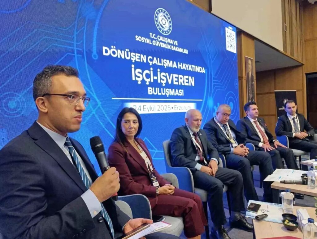 erzurumda isci isveren bulusmasi paneli duzenlendi 4qahHedA