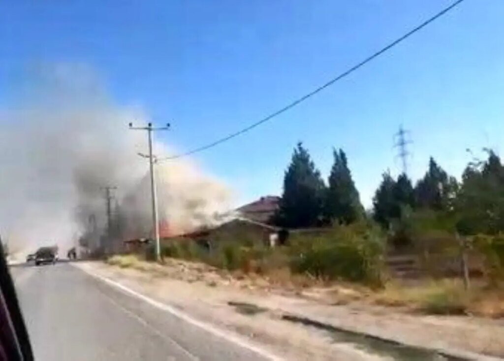 eskisehirde kereste fabrikasinda yangin Ws8prL1Y