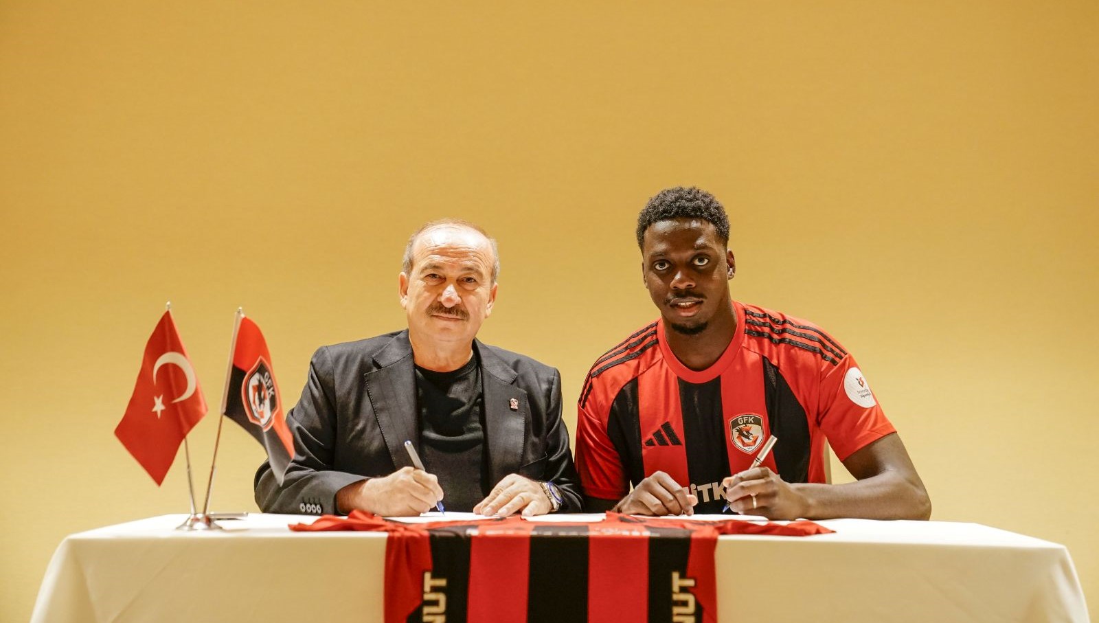 gaziantep fk yeni transferini duyurdu iYhfQqQK