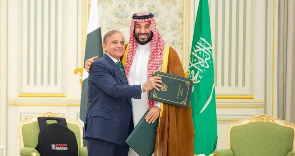 iki ulke suudi arabistani paylasamadi fotografi gorunde hintliler cildirdi 1ywsValR