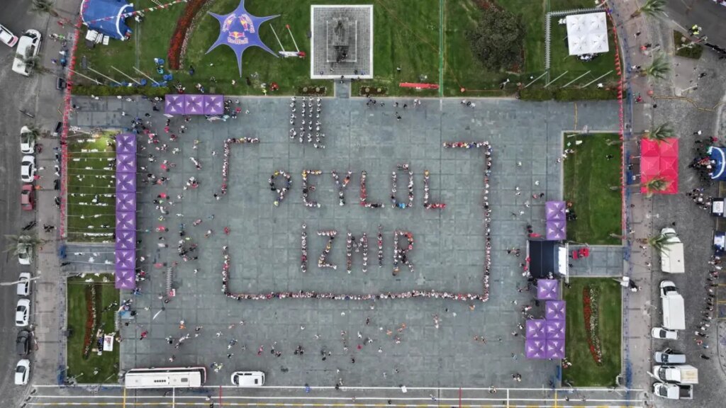 izmir yari maratonunda zafer coskusu lWU4vHNz