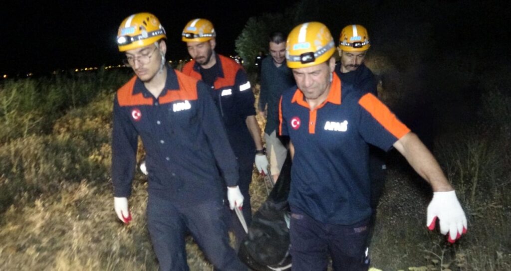 namaza gidiyorum diye evden cikti sazlikta cesedibulundu ThlLrfYc