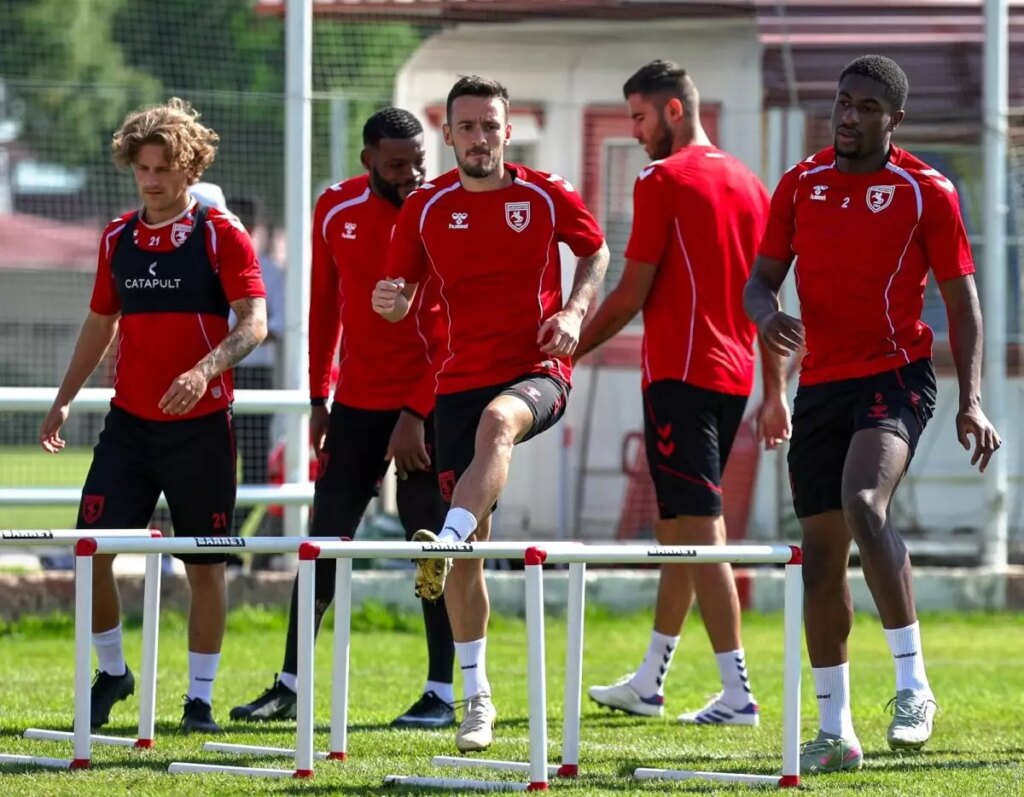 samsunspor antalyaspor macinda namaglup kalmak istiyor id55S9Mn