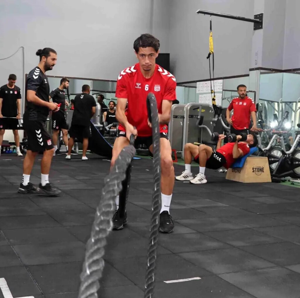sivasspor sariyer macina hazirlaniyor qStG8WEs