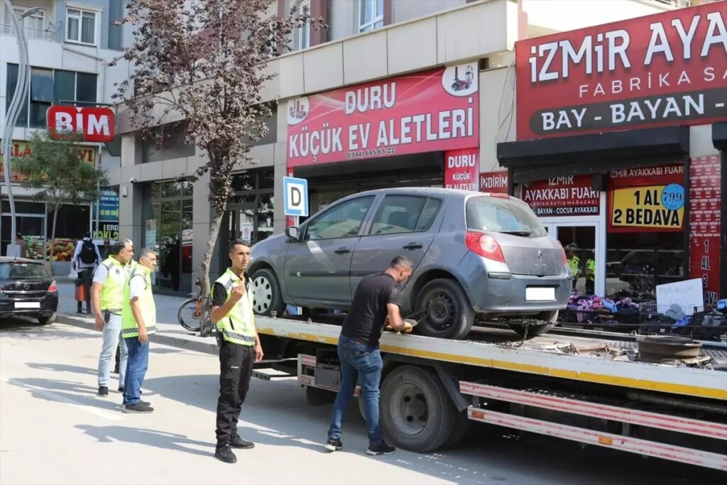vanda hatali park cezalari ve arac cekimi 7RepDwWr