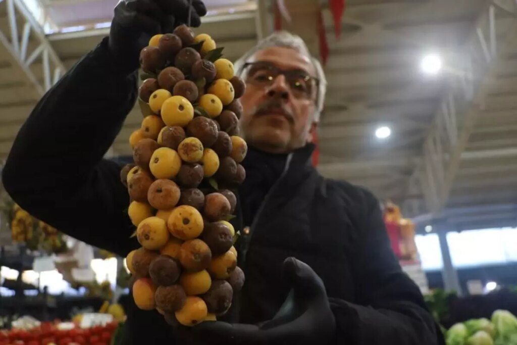 2 yilda bir yetisiyor curuyunce tuketiliyor kilosu 300 lira MskN5LsO.jpg