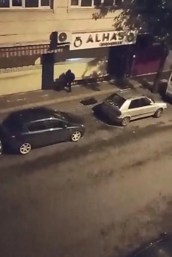 bahcelievlerde kuyumcu soygunu TEizTZv5