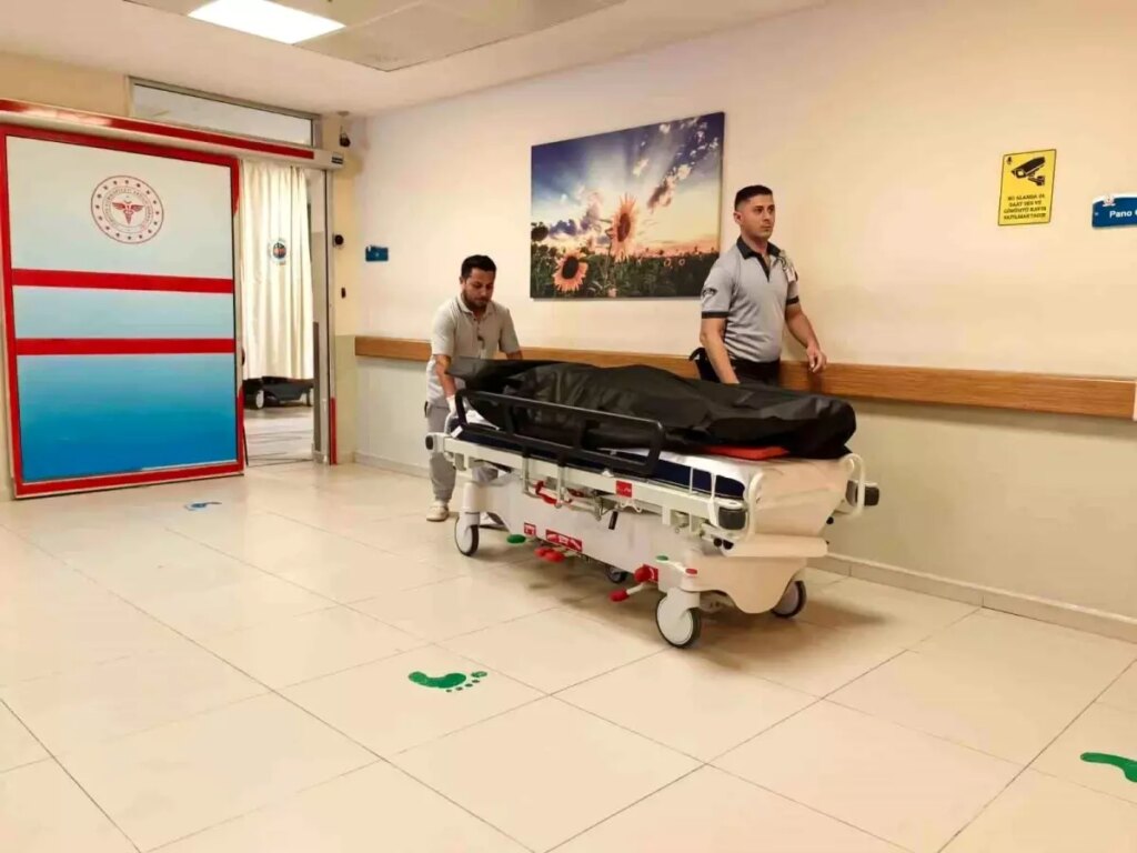 bursada misir uyruklu adam arkadaslari tarafindan hareket halinde bulundu hayatini kaybetti 4ryIrYcN.jpg