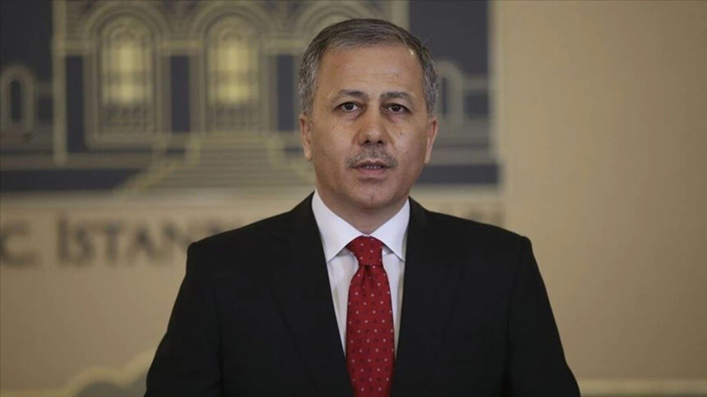 icisleri bakani yerlikayadan sindirgi depremi aciklamasi OMUCUjOW.jpg