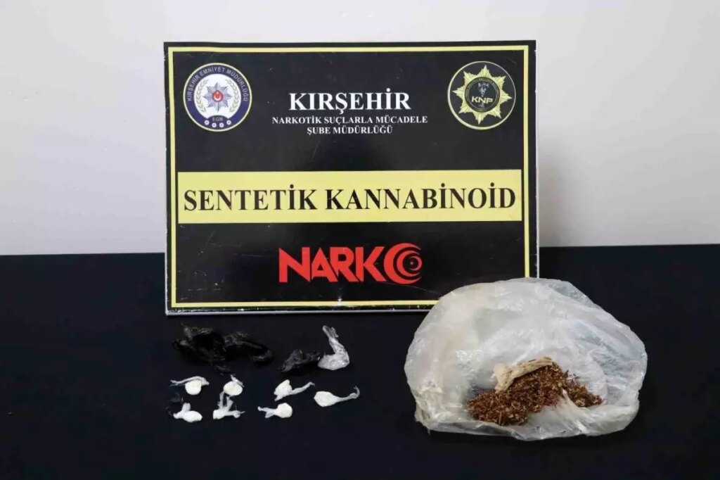 kirsehirde uyusturucu operasyonu 1 tutuklama YD4QWh26.jpg