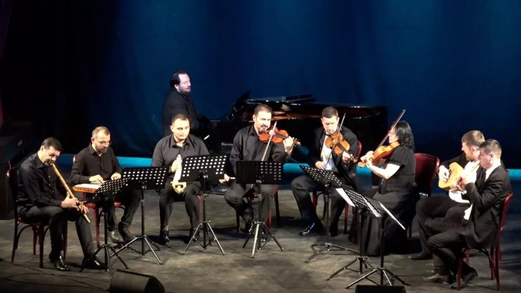 turk macar dostluk konseri gerceklesti EripeUt8.jpg