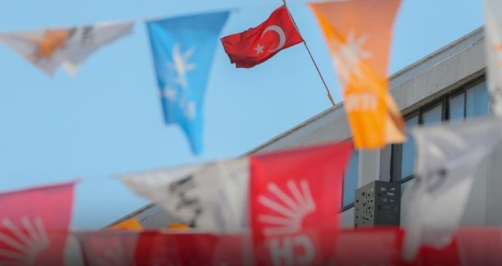 AKP ve CHP seçmeni ilk kez bir soruya aynı yanıtı verdi!