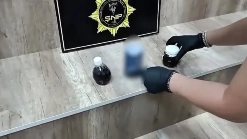 Siverekte pet sise duzeneginde uyusturucu ele gecirildi 2 gozalti GSBeZEgw